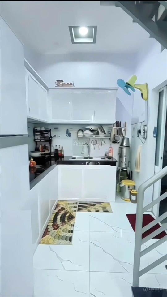 Tin được không ? chỉ 2.x ty nhà khu bàn cờ thông tứ tung hẻm xe tải chạy bon bon 2tầng