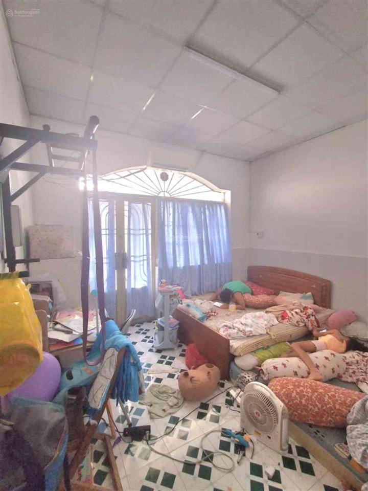 Chỉ 4ty hơn  hẻm xe hơi  có ngay hộ khẩu nhà khu v.ip tây thạnh  tân phú dt  4x10m  2 tầng