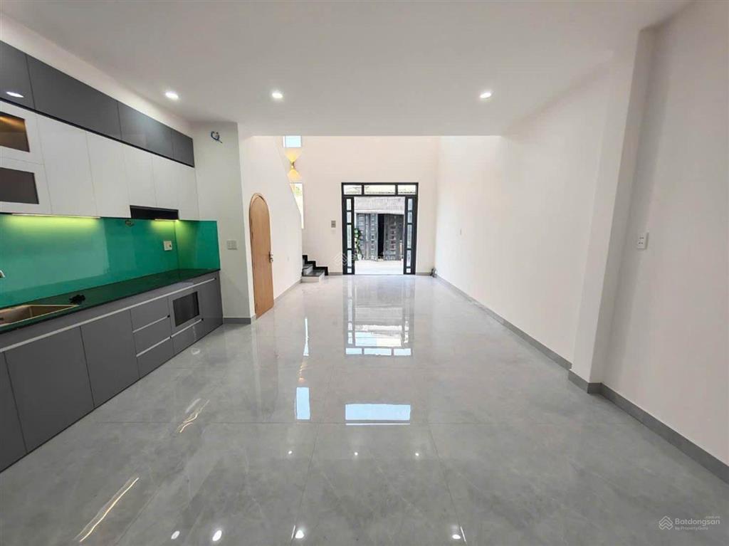 Nhà mới 2 tầng đường nguyễn thị tú  sổ riêng  sát trường học  ngang 5x14  3 phòng ngủ  2wc