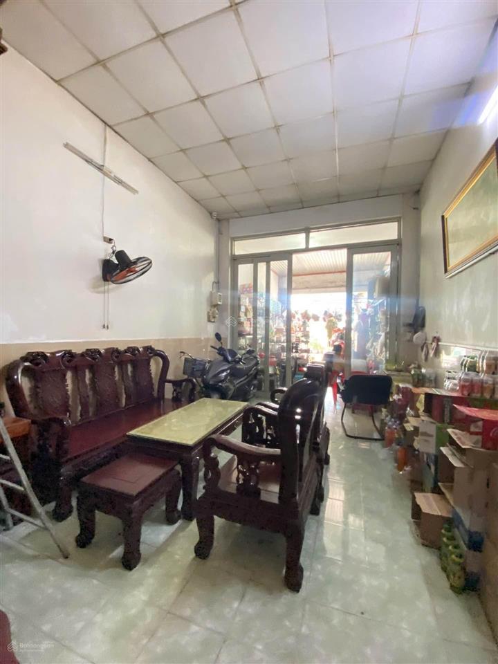 Vị trí kinh doanh buôn bán đa ngành  ngay phan đăng giảng  lê trọng tấn. dt 98m2 nở hậu tài lộc