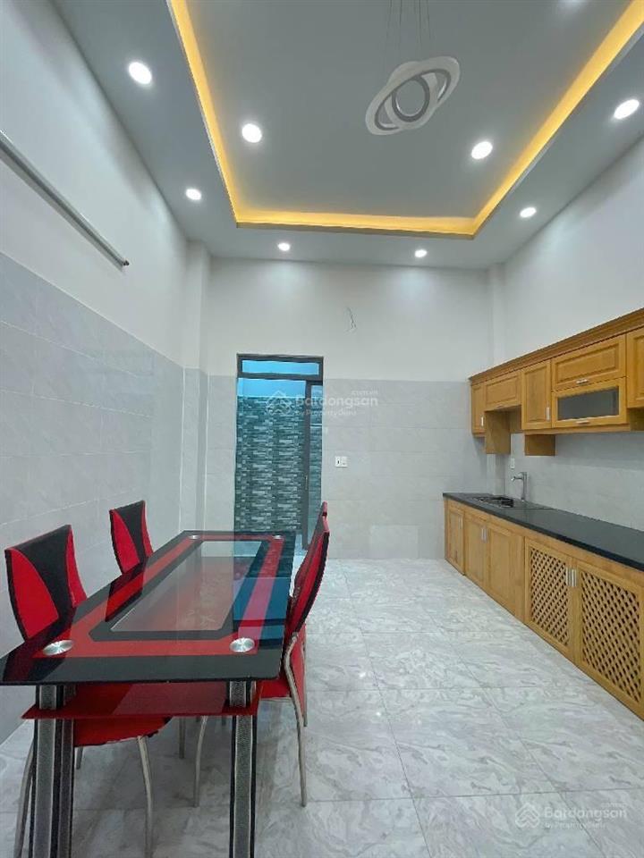 Hẻm 8m xe hơi ngủ trong nhà  diện tích 4x17m  4 tầng  4pn rộng/ngay bình tân