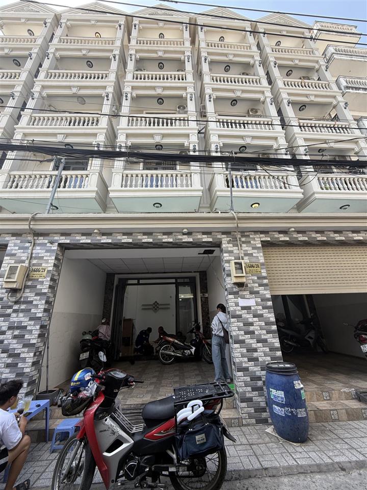 Thang máy xịn sò  5 tầng  ngay tl10  khu tên lửa  kddv đỉnh  chỉ nhỉnh 6 tỷ