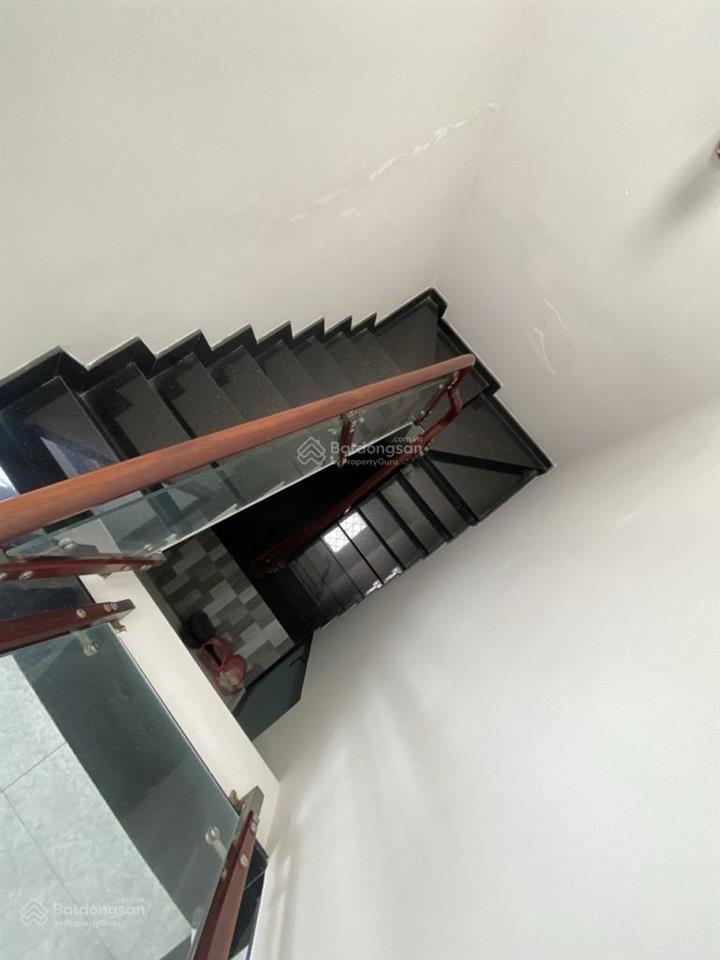 Chủ giảm sốc chạm đáy chỉ còn 6,1 tỷ nhà 5 tầng 6pn 7wc hẻm nhựa xe tải tránh