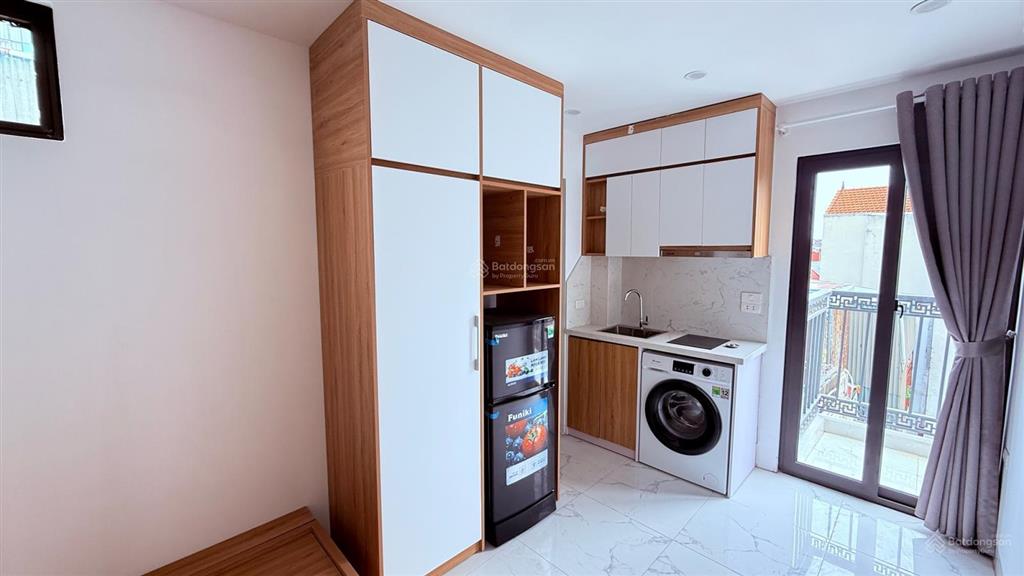 Giảm sốc 3 tỷ nhà 7 tầng thang máy ngô sĩ liên 11 phòng khép kín dòng tiền 70 triệu/tháng!