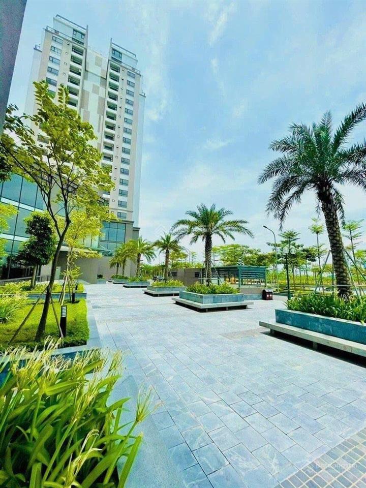 Bán căn hộ 4n udic west lake  diện tích 150m² thông thủy, tầng cao, đã có sổ  giá cực tốt