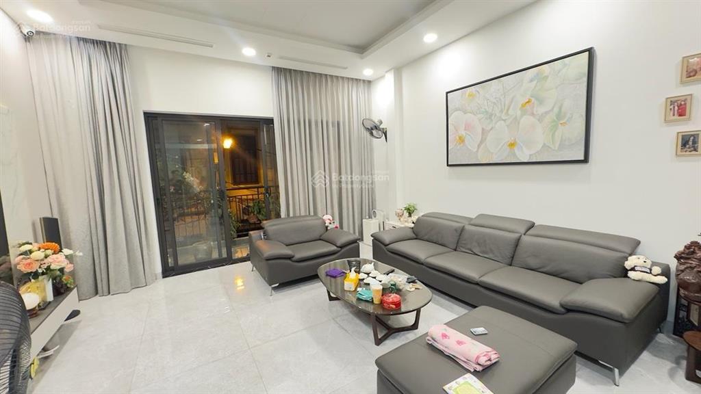 Phân lô oto  lạc trung nhà dân xây mặt tiền 6m 2 thoáng trước sau gara 7 chỗ  90m2x 6t37,89t