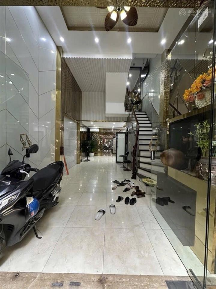 Phân lô vip nguyễn chí thanh  ngõ to ô tô tránh đỗ  kinh doanh  2 mặt thoáng 40m2x 6t  20,4 tỷ