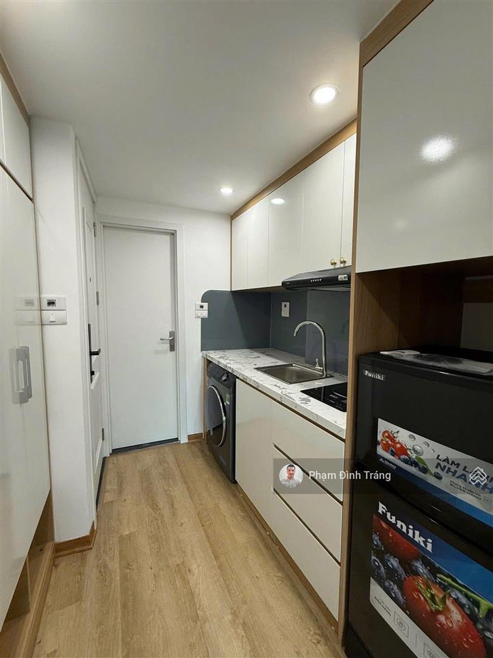 Bán ccmn nguyễn ngọc vũ, cầu giấy 99m2 x 8 tầng  mt 7.5m  22 pnkk  đầy đủ pccc  27 tỷ