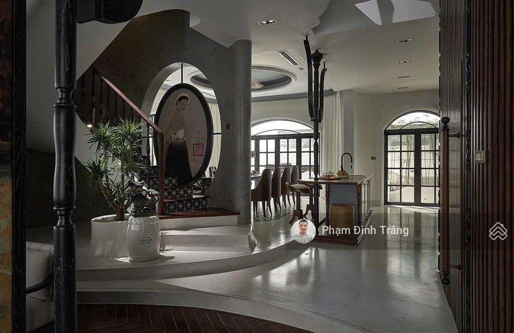 Giảm 30 tỷ  bán gấp | biệt thự 250m * 4 tầng giáp cầu giấy, starlake, ngoại giao đoàn