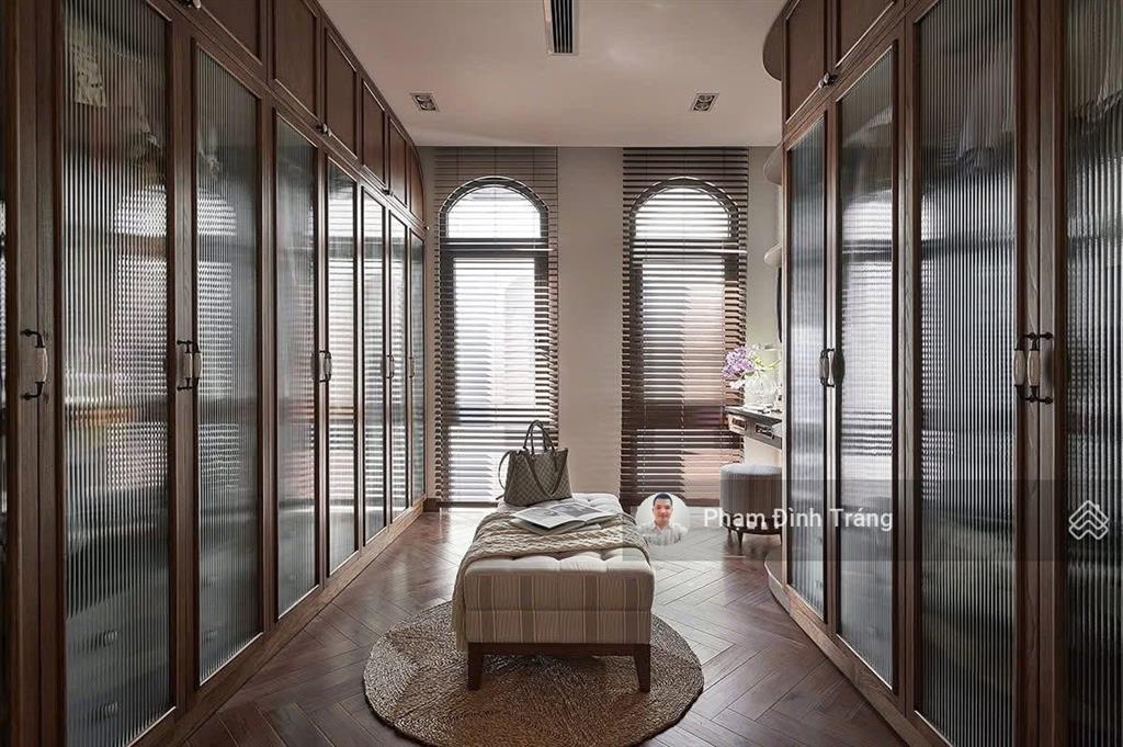 Giảm 30 tỷ  bán gấp | biệt thự 250m * 4 tầng giáp cầu giấy, starlake, ngoại giao đoàn