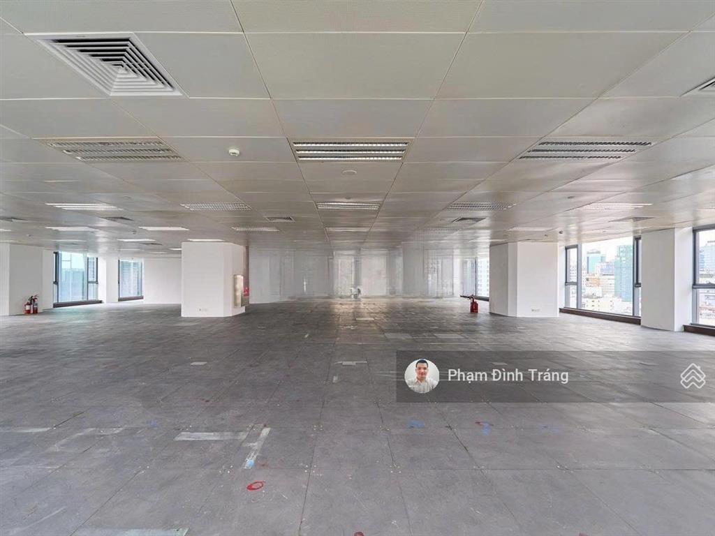 Chuyển nhượng tòa văn phòng hạng a 12 tầng 1 hầm phố duy tân  dịch vọng hậu  6600m2 sàn  269 tỷ