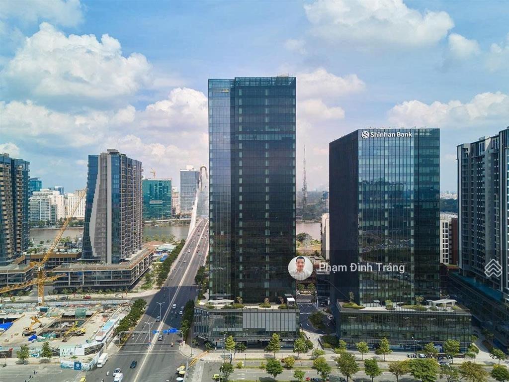 Bán nhà mặt phố nguyễn gia bồng  long biên  350m2 x 2 tầng  mặt tiền 26m  123 tỷ