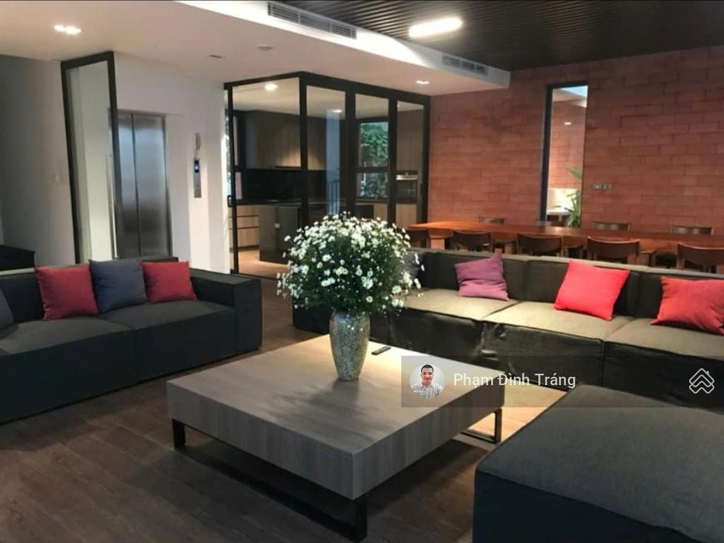 Bán biệt thự sân vườn tô ngọc vân  tây hồ  380m2 x 4 tầng  mt 13m  giá 150 tỷ