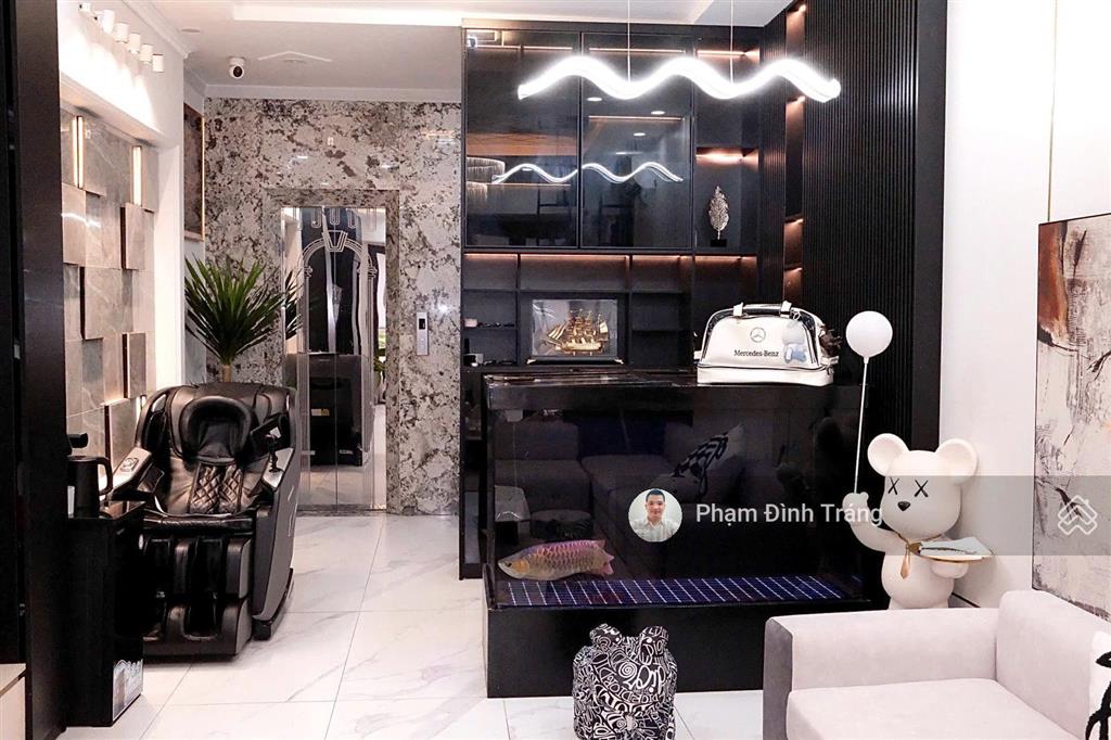 Bán nhà phân lô ô tô tránh 460 khương đình 40m2 x 5 tầng  mặt tiền 4m  10,8 tỷ