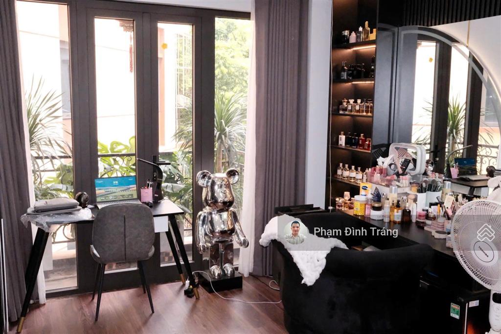 Bán nhà phân lô ô tô tránh 460 khương đình 40m2 x 5 tầng  mặt tiền 4m  10,8 tỷ