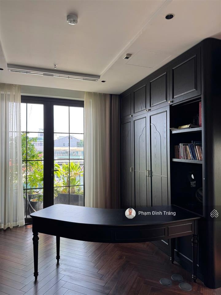 Biệt thự siêu hiếm đẹp phố quảng an  xuân diệu  view hồ tây  484m2  185 tỷ