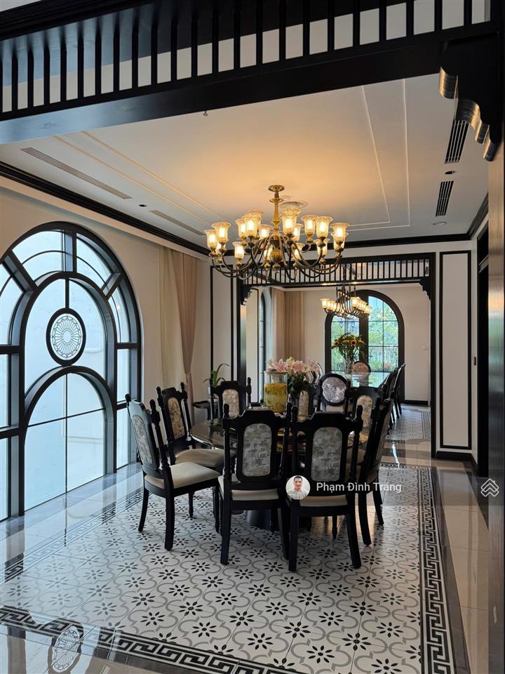 Biệt thự siêu hiếm đẹp phố quảng an  xuân diệu  view hồ tây  484m2  185 tỷ