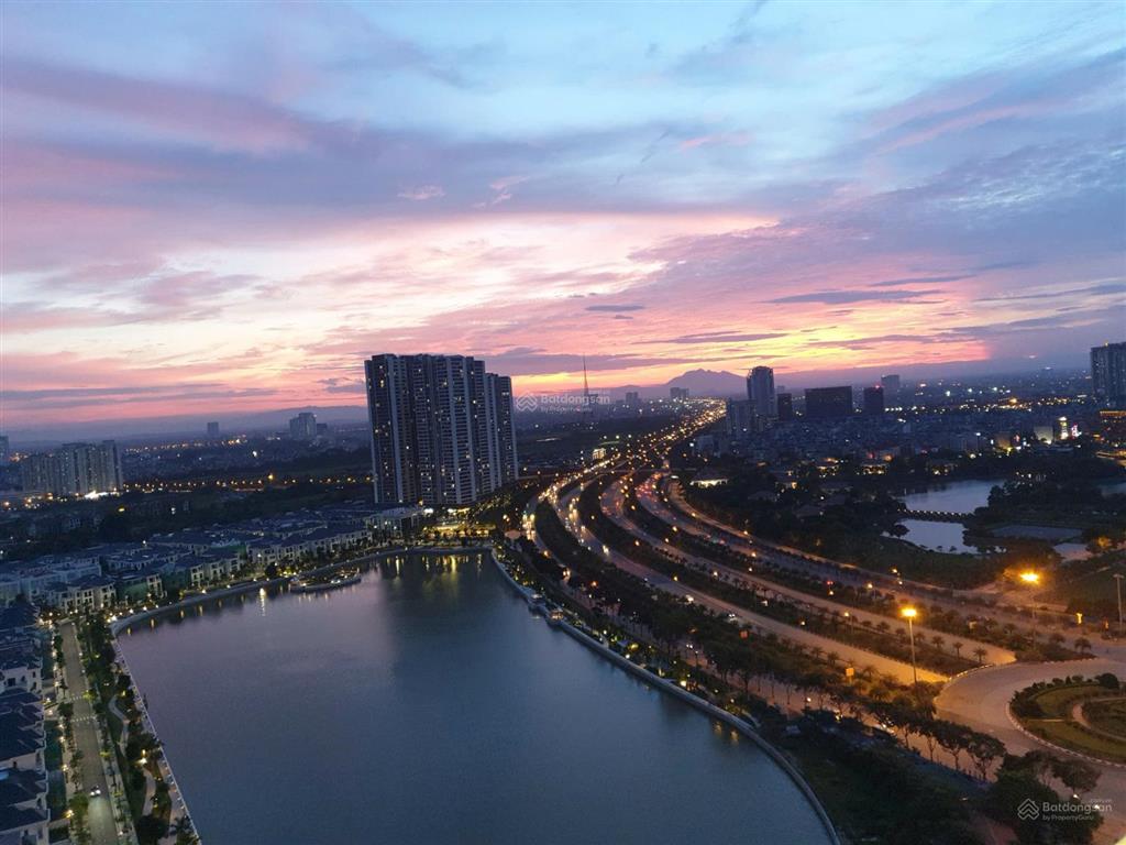 Bán gấp căn hộ thăng long number one 4pn 3vs 168m2 view hồ chỉ 15 tỷ.  086.090.202