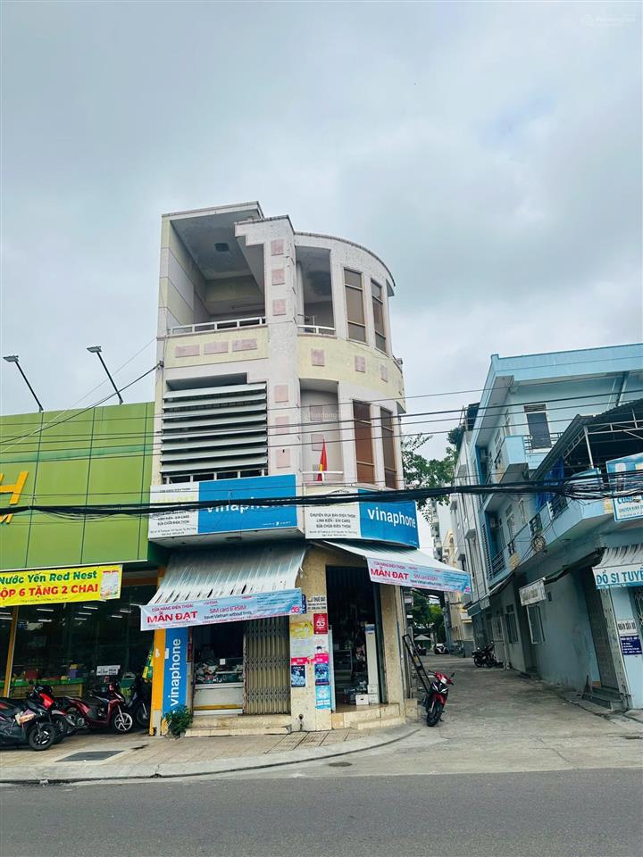 Bán nhà góc 3 tầng 2 mặt tiền phường nha trang  cách biển 1,2km  sẵn dòng tiền 20tr/tháng