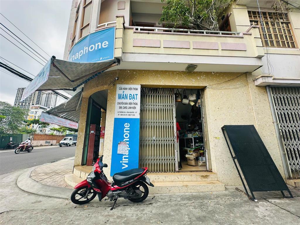 Bán nhà góc 3 tầng 2 mặt tiền phường nha trang  cách biển 1,2km  sẵn dòng tiền 20tr/tháng