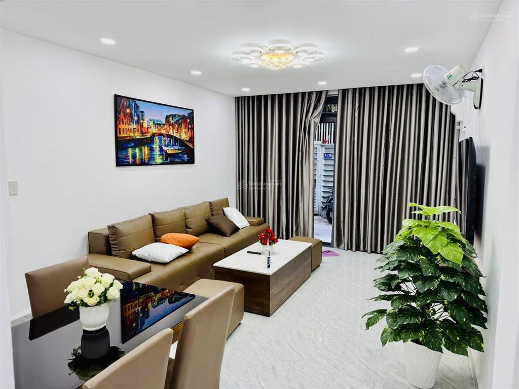 Siêu phẩm nhà đẹp giá rẻ 2tầng đầy đủ nội thất  trung tâm nha trang