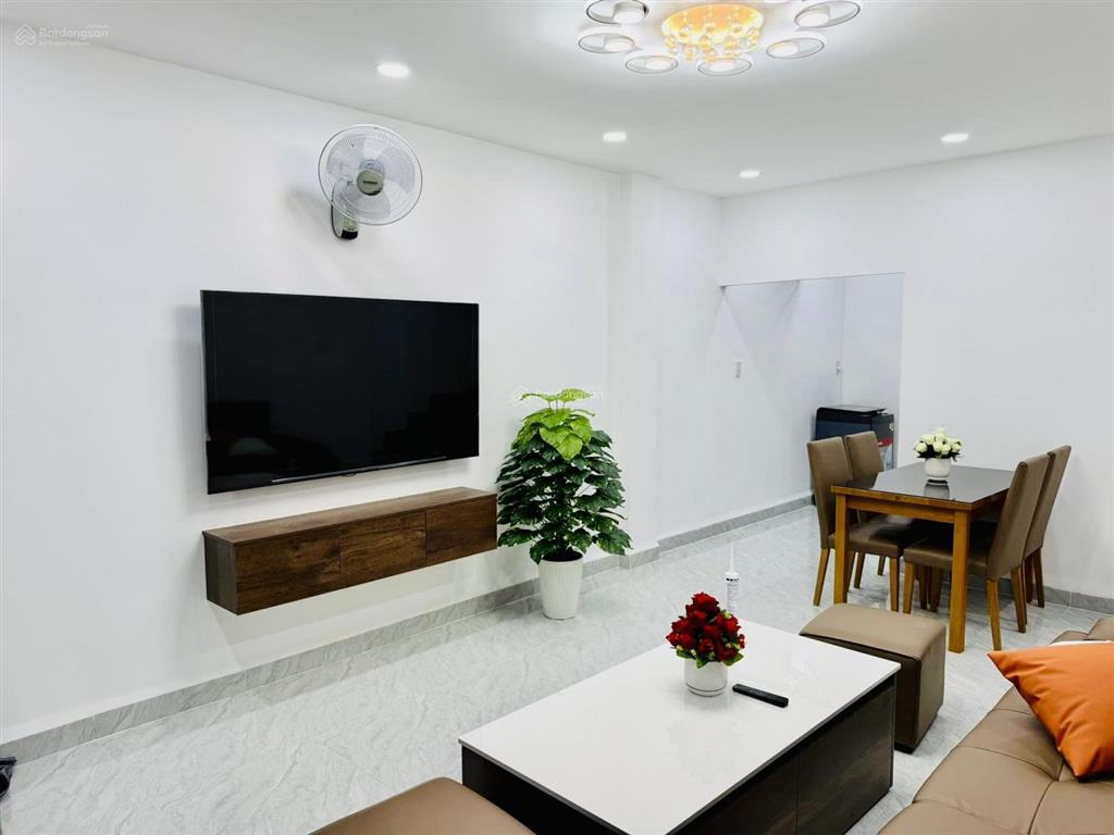 Siêu phẩm nhà đẹp giá rẻ 2tầng đầy đủ nội thất  trung tâm nha trang