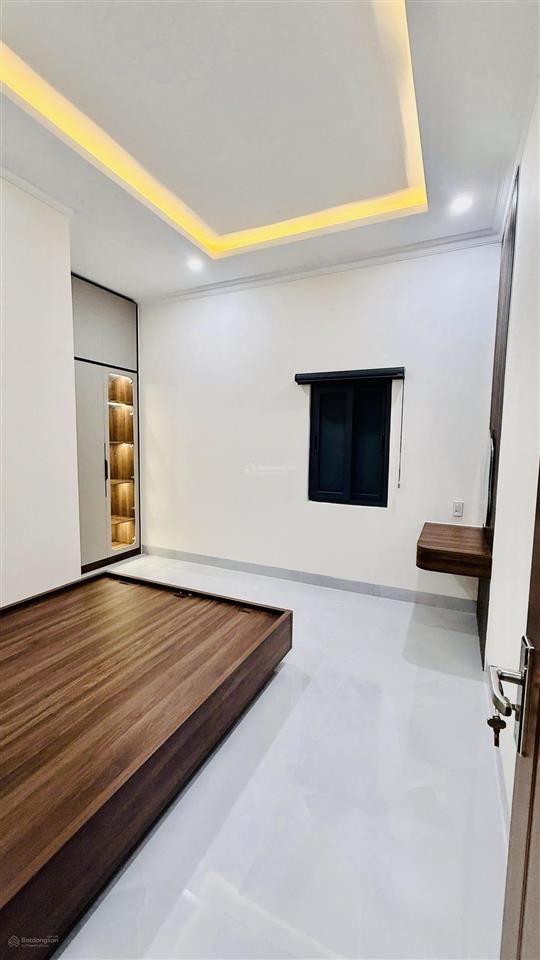 Nhà đẹp 2 tầng mới xây ngang 7,63  đường ô tô giá rẻ