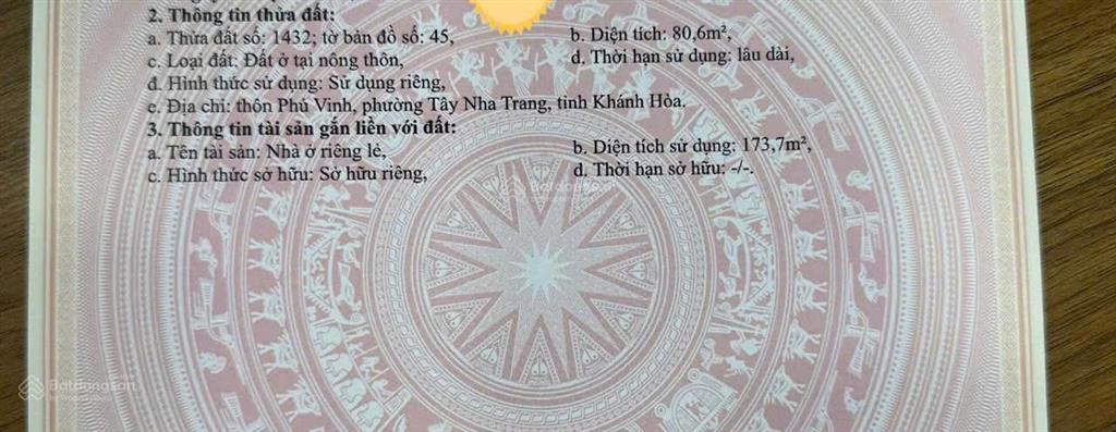 Bán căn nhà 3 tầng mới xây hẻm cầu bè vĩnh thạnh.
diện tích 82m2