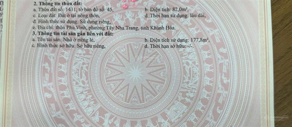 Bán căn nhà 3 tầng mới xây hẻm cầu bè vĩnh thạnh.
diện tích 82m2
