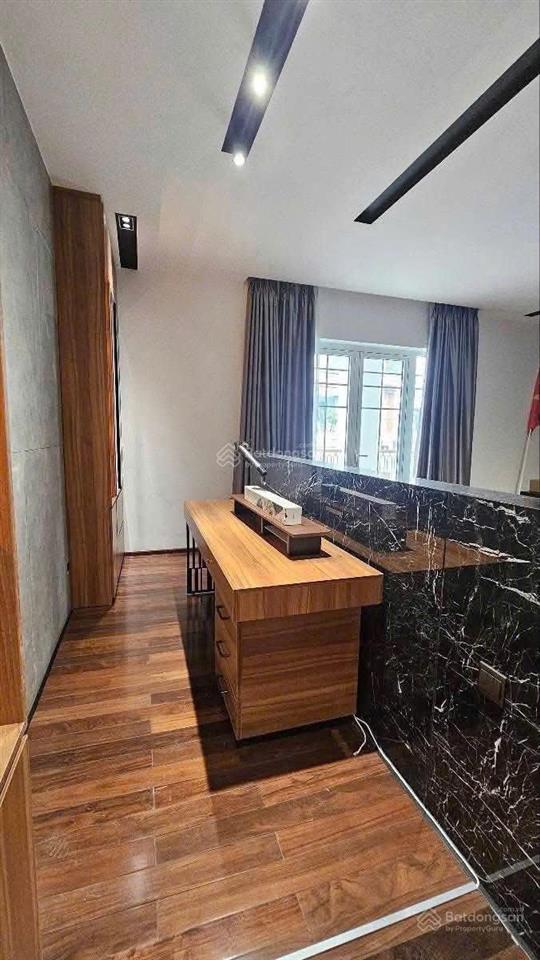 Bán nhà đẹp 5 tầng mặt tiền ngô gia tự / nha trang  giá 35 tỷ tttp.