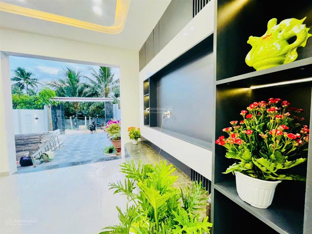 Bán villa mini vườn 2 tầng đẹp  mới gần bờ kè nam sông cái  giá tốt dt sổ 116.9m2. dtxd 147m2