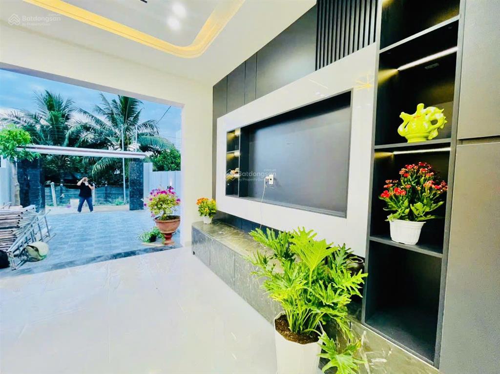 Bán villa mini vườn 2 tầng đẹp  mới gần bờ kè nam sông cái  giá tốt dt sổ 116.9m2. dtxd 147m2