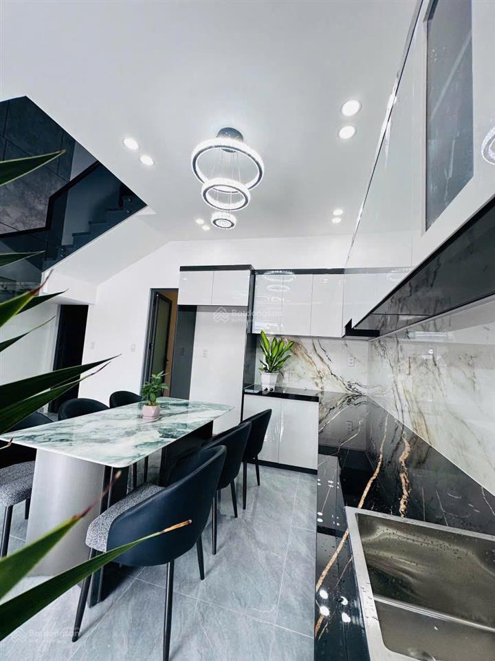 Bán nhà 2 tầng diện tích 95,1m2 3pn  2wc pháp lý đầy đủ