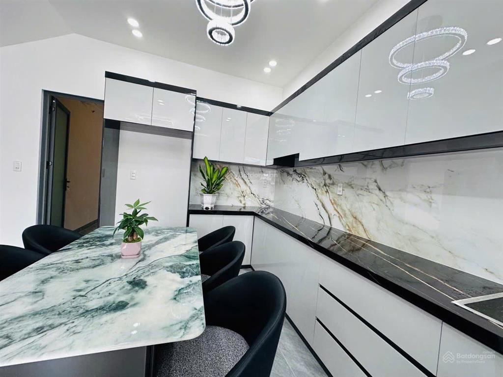 Bán nhà 2 tầng diện tích 95,1m2 3pn  2wc pháp lý đầy đủ