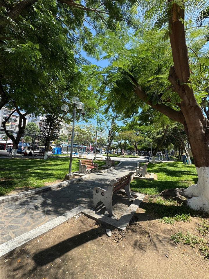 Bán căn góc 2 mặt tiền cao văn bé đi bộ ra biển hòn chồng nha trang
