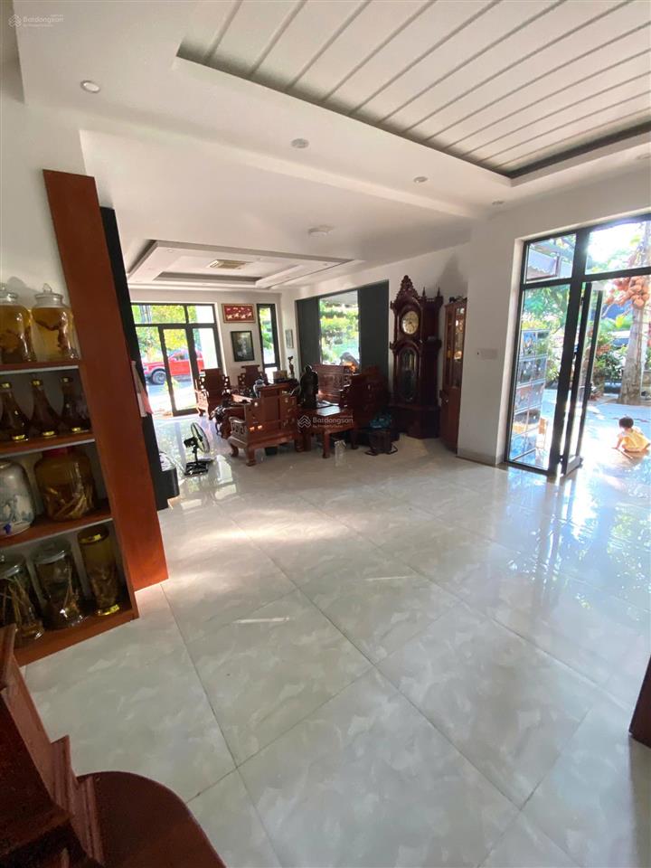 Bán siêu biệt thự biển, sân vườn, lô góc thoáng, nội thất xịn  kđt biển an viên