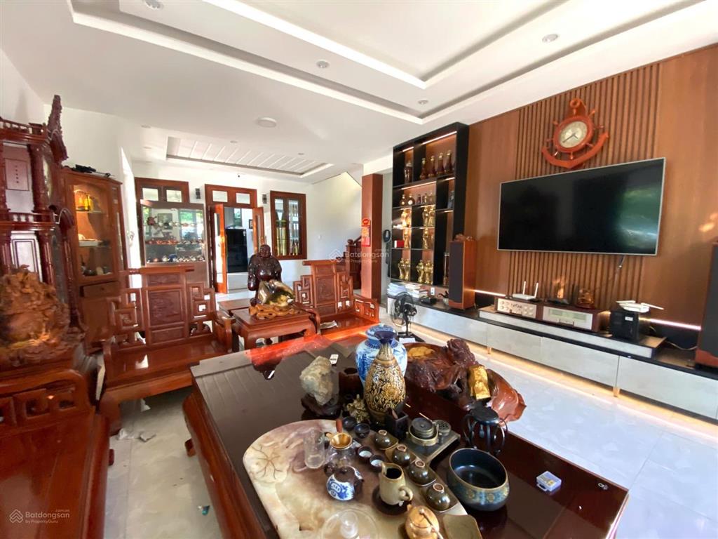 Bán siêu biệt thự biển, sân vườn, lô góc thoáng, nội thất xịn  kđt biển an viên