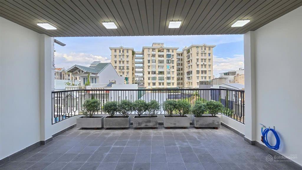 Nhà đẹp 3 tầng mặt tiền số 56 đường đồng nai  tp nha trang  giá 11,9 tỷ