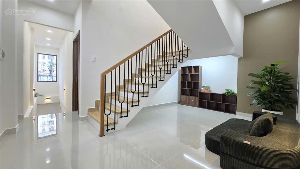 Nhà đẹp 3 tầng mặt tiền số 56 đường đồng nai  tp nha trang  giá 11,9 tỷ