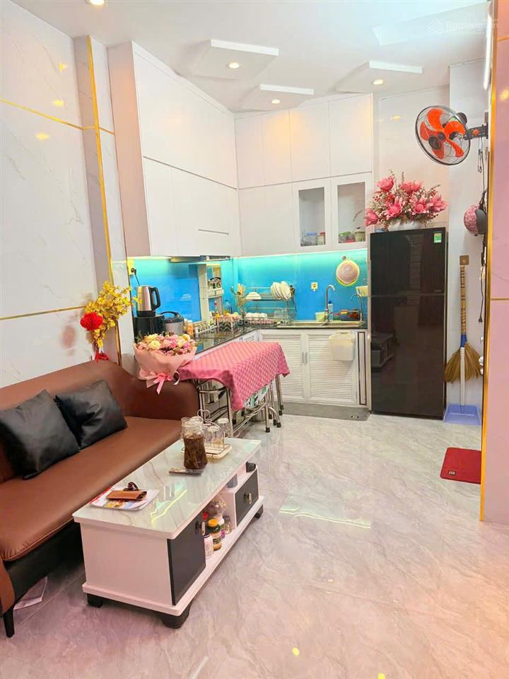 Bán nhà 3 tầng giá rẻ khu phố tây nha trang, cách biển 300m