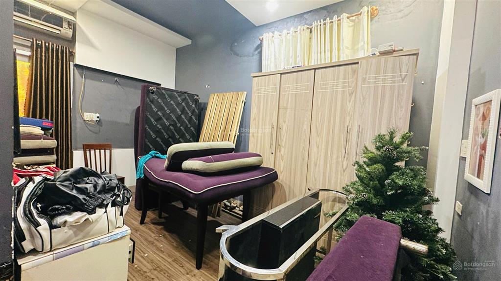 Cần tiền dưỡng già bán căn nhà 3 tầng đường hẻm nguyễn xiển đối diện trường sư phạm, đất ngang 7m.