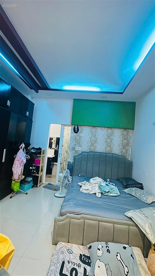 Cần tiền dưỡng già bán căn nhà 3 tầng đường hẻm nguyễn xiển đối diện trường sư phạm, đất ngang 7m.