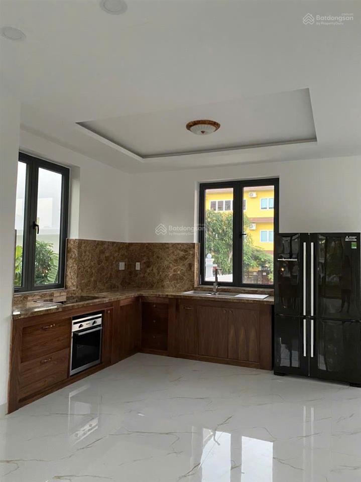 Bán biệt thự 4 tầng giá hời kđt biển an viên.
diện tích 180m2(12x15).