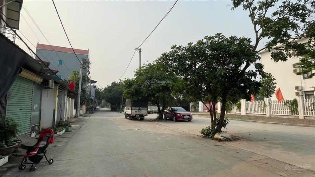 Bán đất mặt phố mai hiên #đông anh 120m2 đường rộng gần vincoloa giá 80tr/m2giao thông thuận