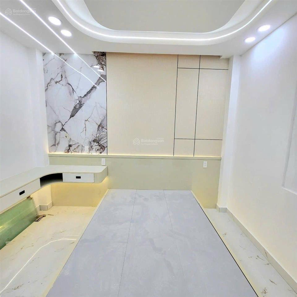 Bán nhà mới xây  full nội thất cao cấp  5,86 tỷ