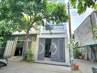 Bán nhà 4 tầng mới xây dựng full nt  ngay chợ long trường  6,2 tỷ