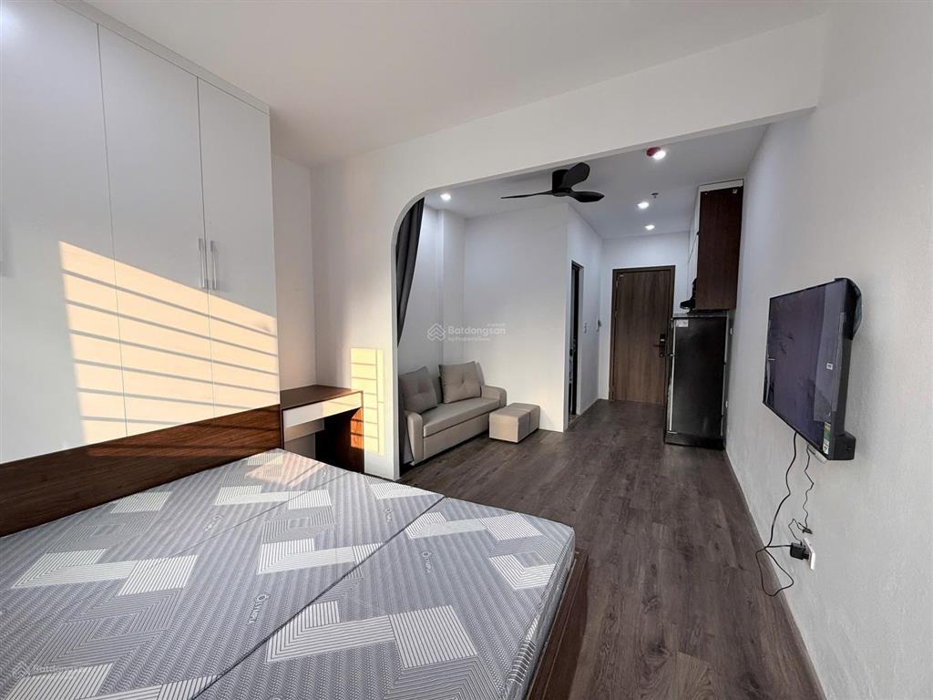 Căn hộ 1 ngủ 1 khách | ngay cv thống nhất | full nội thất cao cấp | miễn phí môi giới 100%