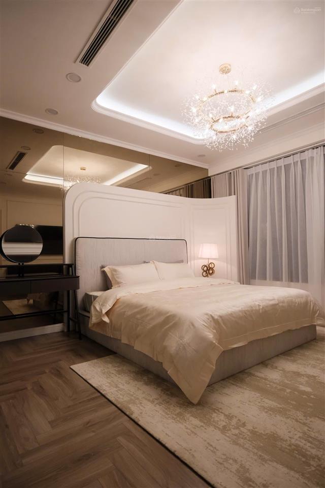 Siêu phẩm 4 ngủ đập thông 187m sẵn slot oto dưới hầm,nội thất đẳng cấp .giá 20 tỷ tl sâu 0868 657 ***