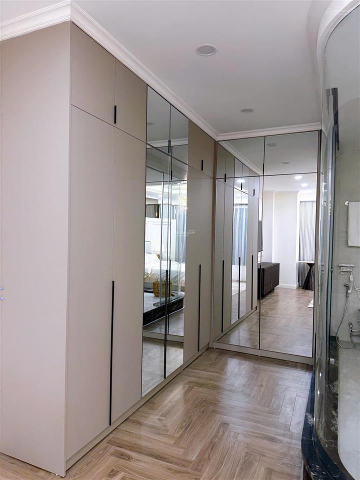 Siêu phẩm 4 ngủ đập thông 187m sẵn slot oto dưới hầm,nội thất đẳng cấp .giá 20 tỷ tl sâu 0868 657 ***