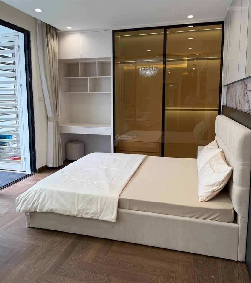 Sổ cầm tay cần bán gấp căn hoa hậu 87m2 toà t7 view nhạc nước. giá 10 tỷ 0868 657 ***